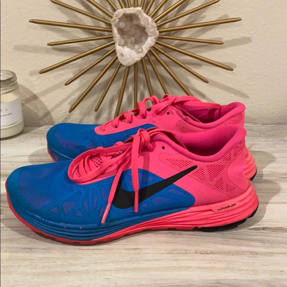 Nike royal blue and hot pink neutral ride sneakers